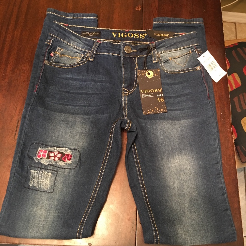 Reposhing  GIRLS (not women’s) Vigoss jeans